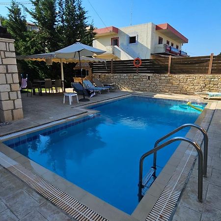 Villa Steki Roumeli ภายนอก รูปภาพ