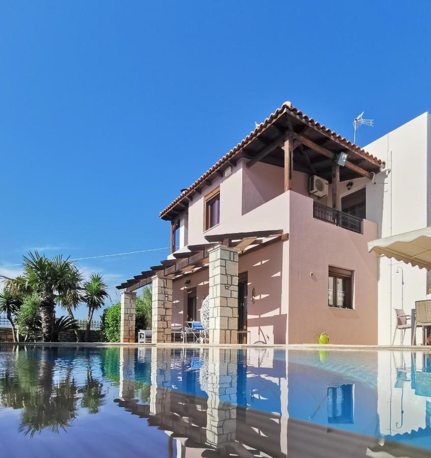 Villa Steki Roumeli ภายนอก รูปภาพ