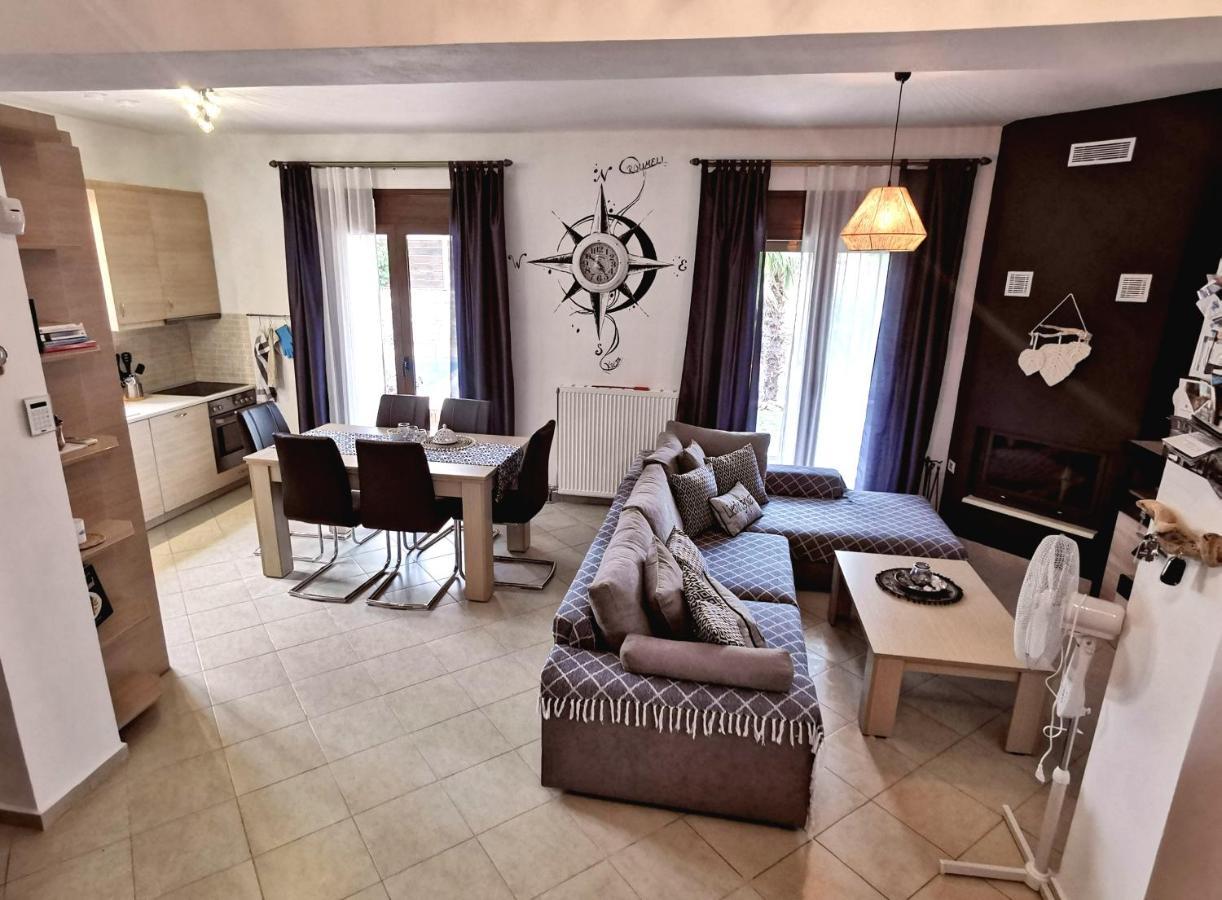 Villa Steki Roumeli ภายนอก รูปภาพ