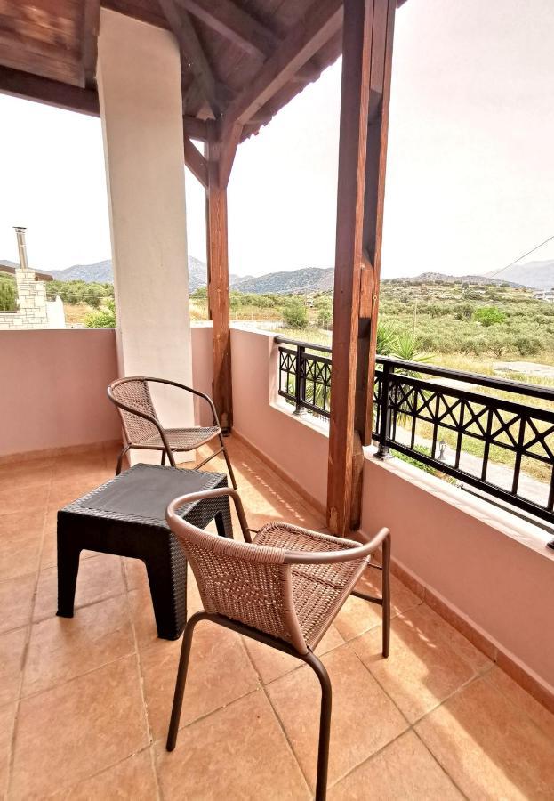 Villa Steki Roumeli ภายนอก รูปภาพ